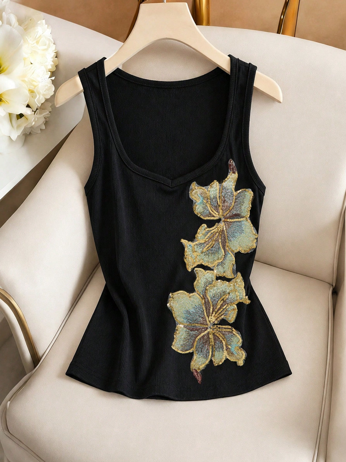 Women's French Retro Floral Sequin Embroidered Tank Top