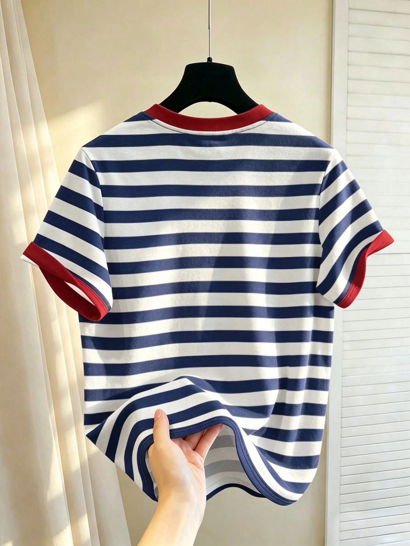 Manfinity Hypemode Men's USA Flag Blue And White Stripe T-Shirt,Patriotic Independence Day Casual Top For Summer,Streetwear,Going Out,4th Of July,Women,Teens & Students