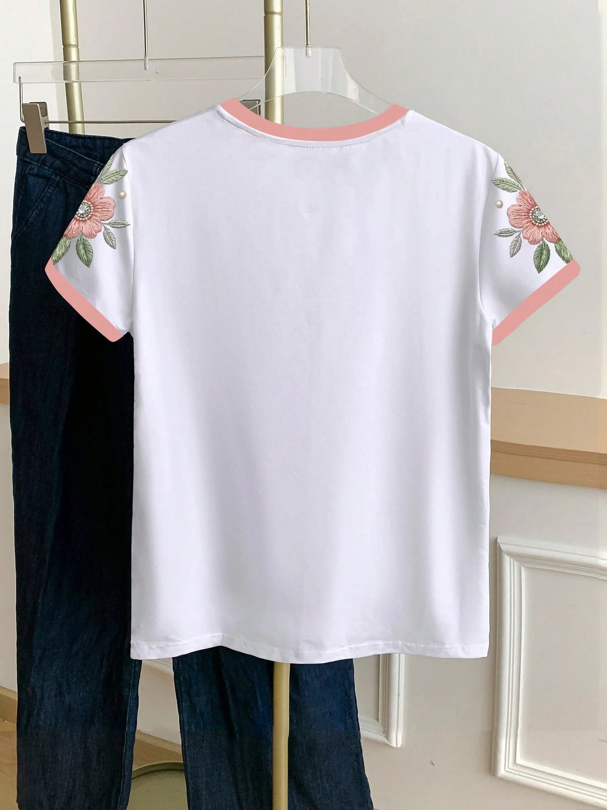 Women's Romantic Butterfly Floral Print Contrast Trim T-Shirt
