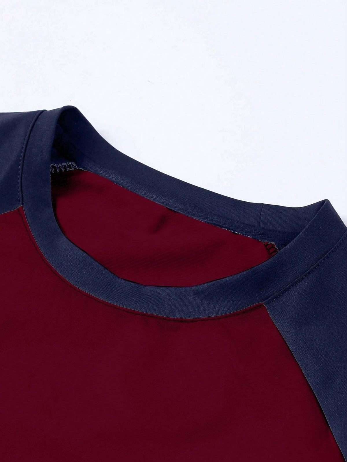 Men's Casual Raglan Sleeve Graphic T-Shirt