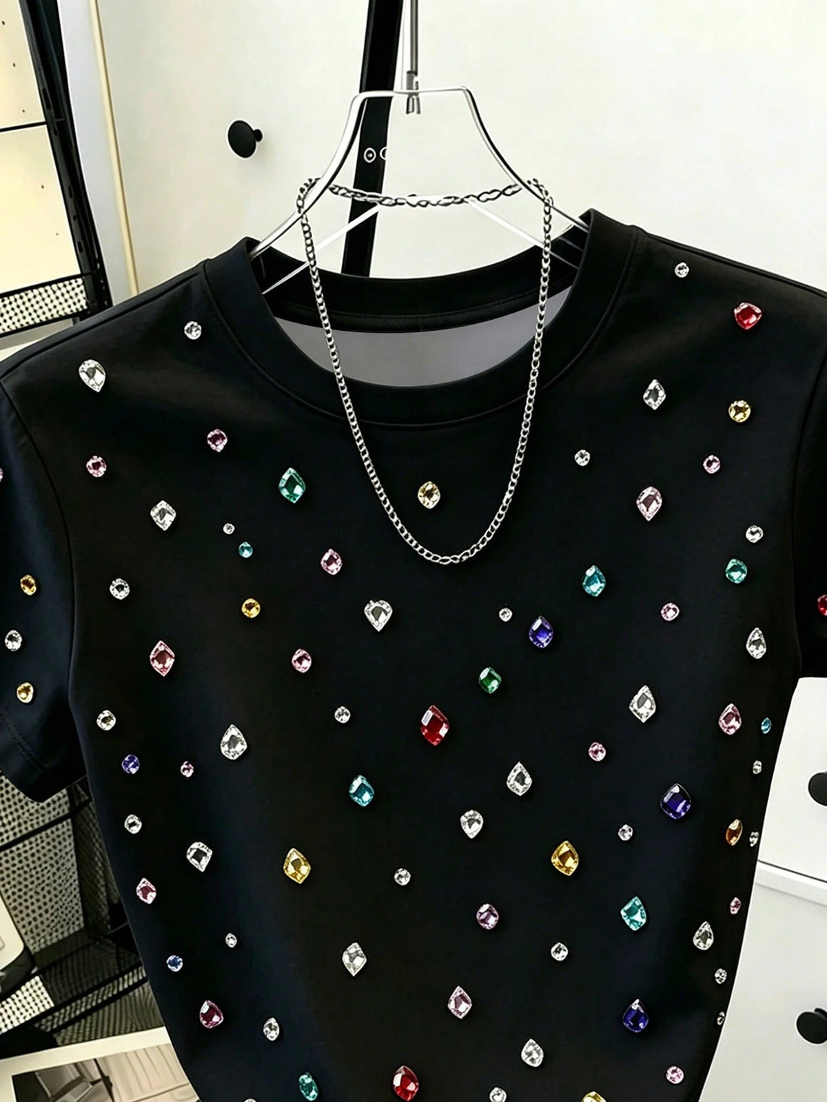 Women's Black Rhinestone Round Neck Short Sleeve T-Shirt
