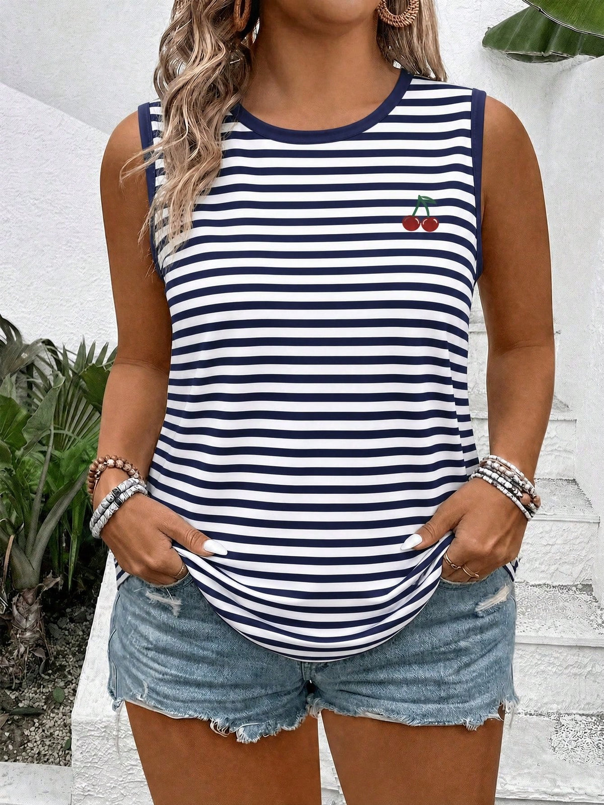 Women's Plus Size Striped Round Neck Casual Tank Top