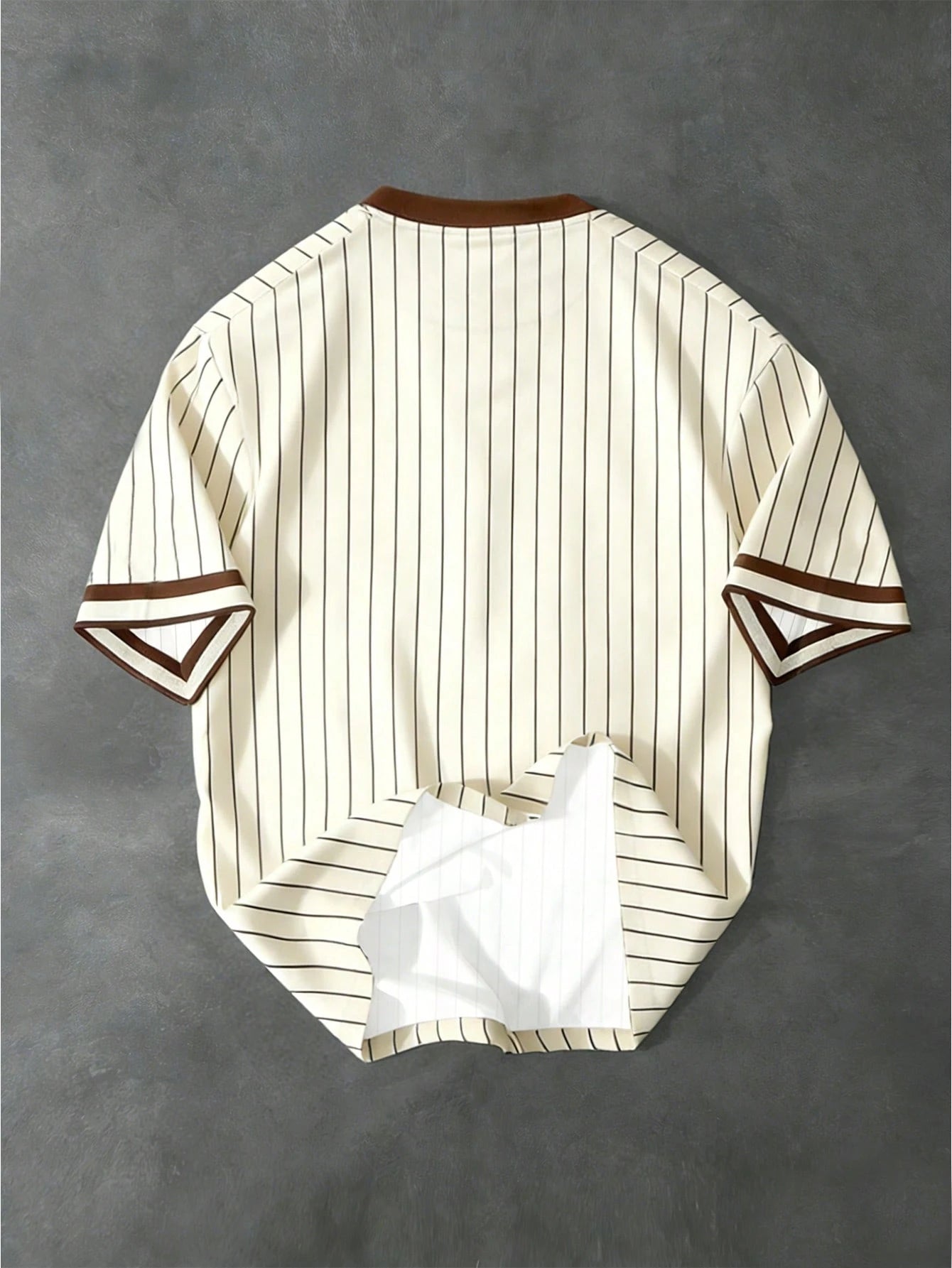 Manfinity Hypemode Men's Casual Striped Letter Print T-Shirt Khaki