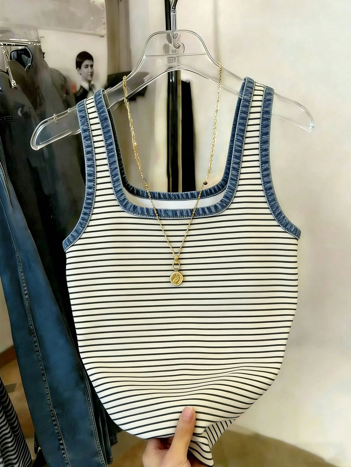 Resyla Women's Striped Square Neck Fitted Camisole Multicolor