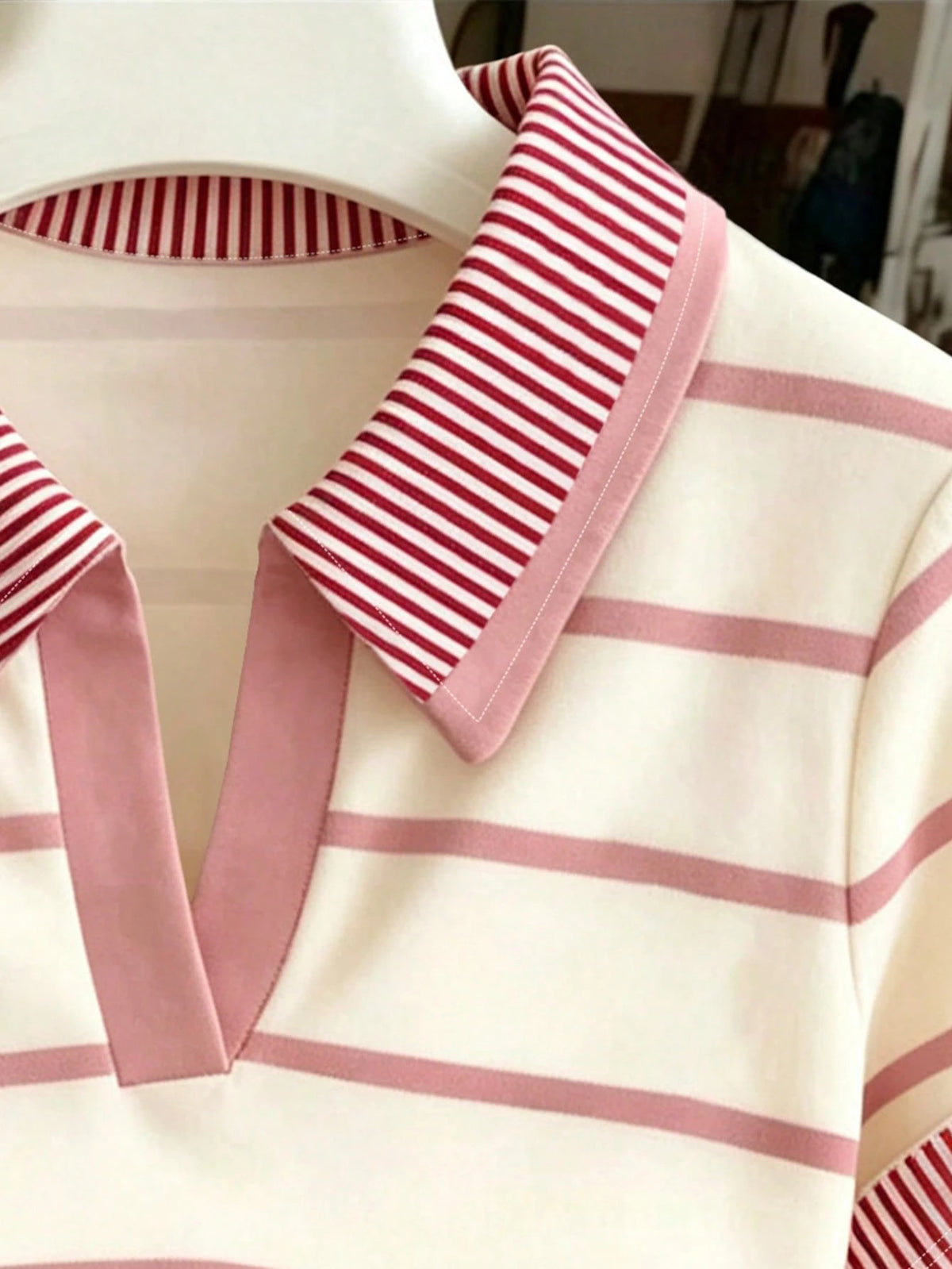 Women's Casual Pink Striped Collared Short Sleeve T-Shirt