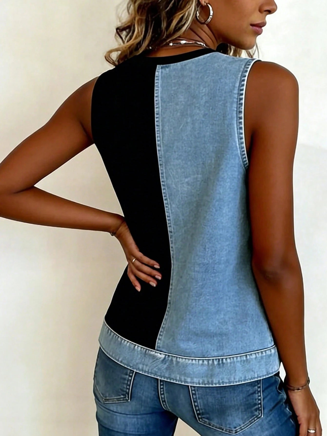 Women's Casual Sleeveless Contrast Patch V-Neck Summer Top