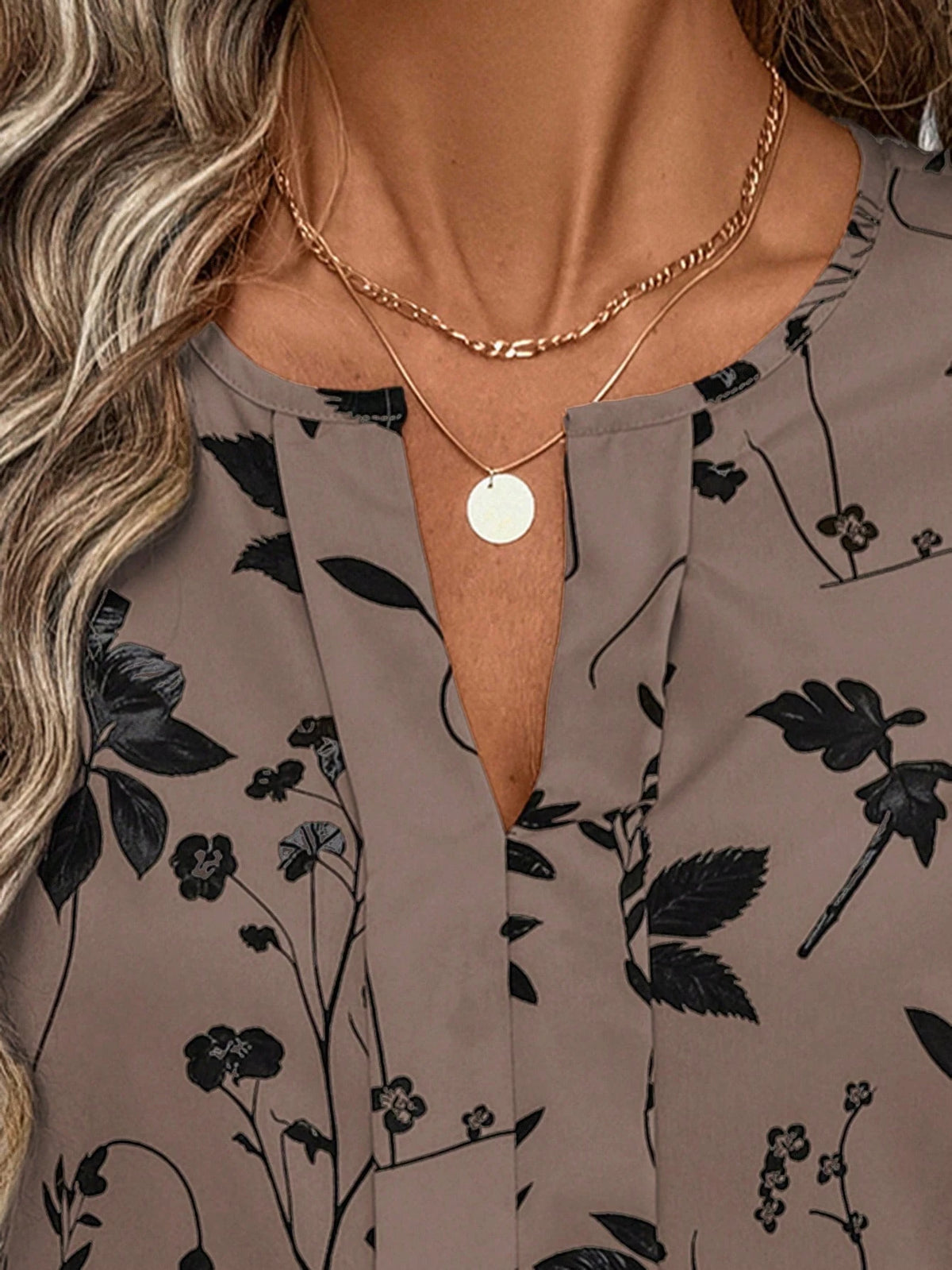 Women's Floral Print Puff Sleeve V-Neck Blouse