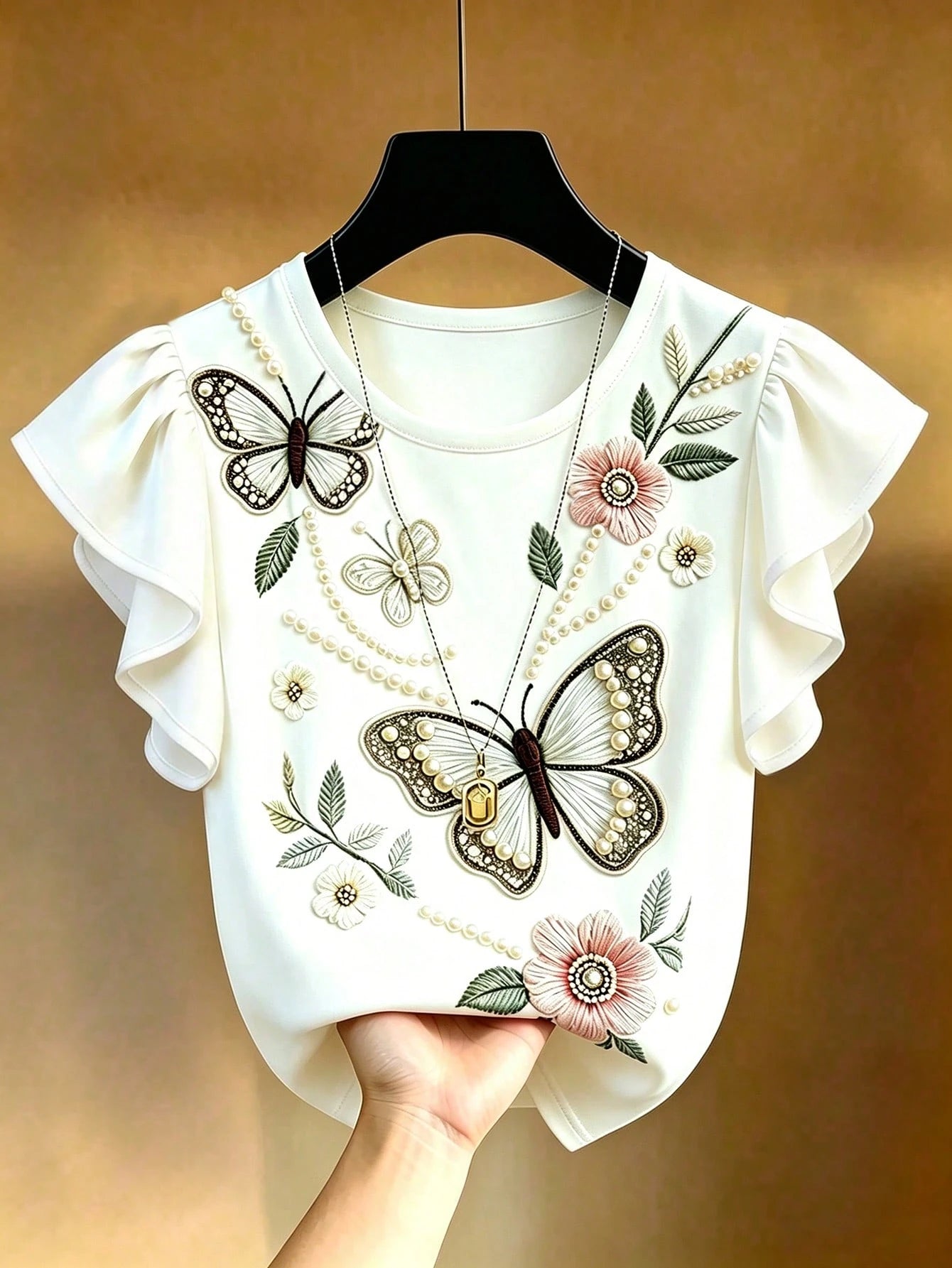 Women's Contrast Trim Butterfly Sleeve Slim Fit T-Shirt