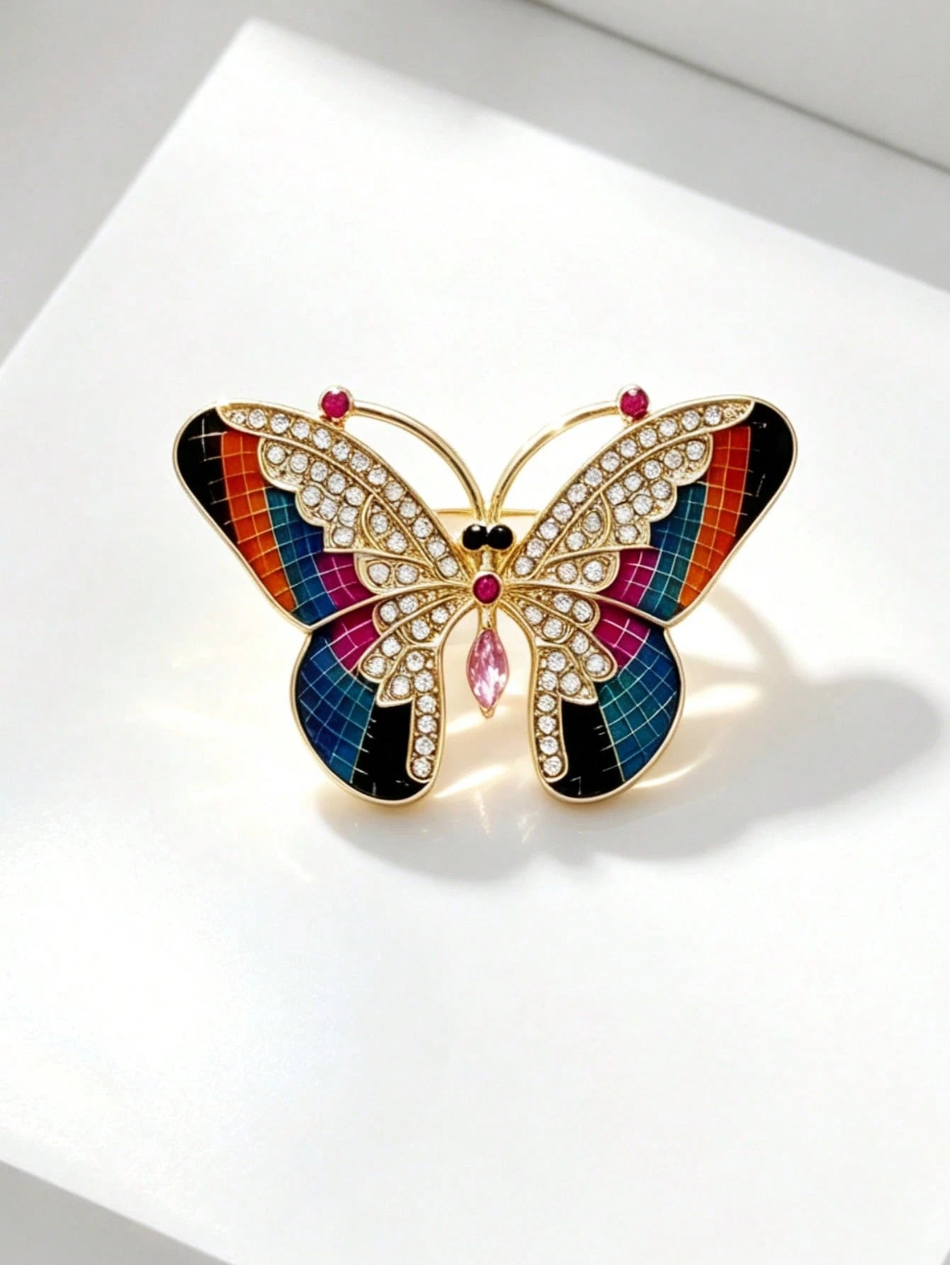 Women's Elegant Rhinestone Butterfly Shaped Brooch Lapel Pin