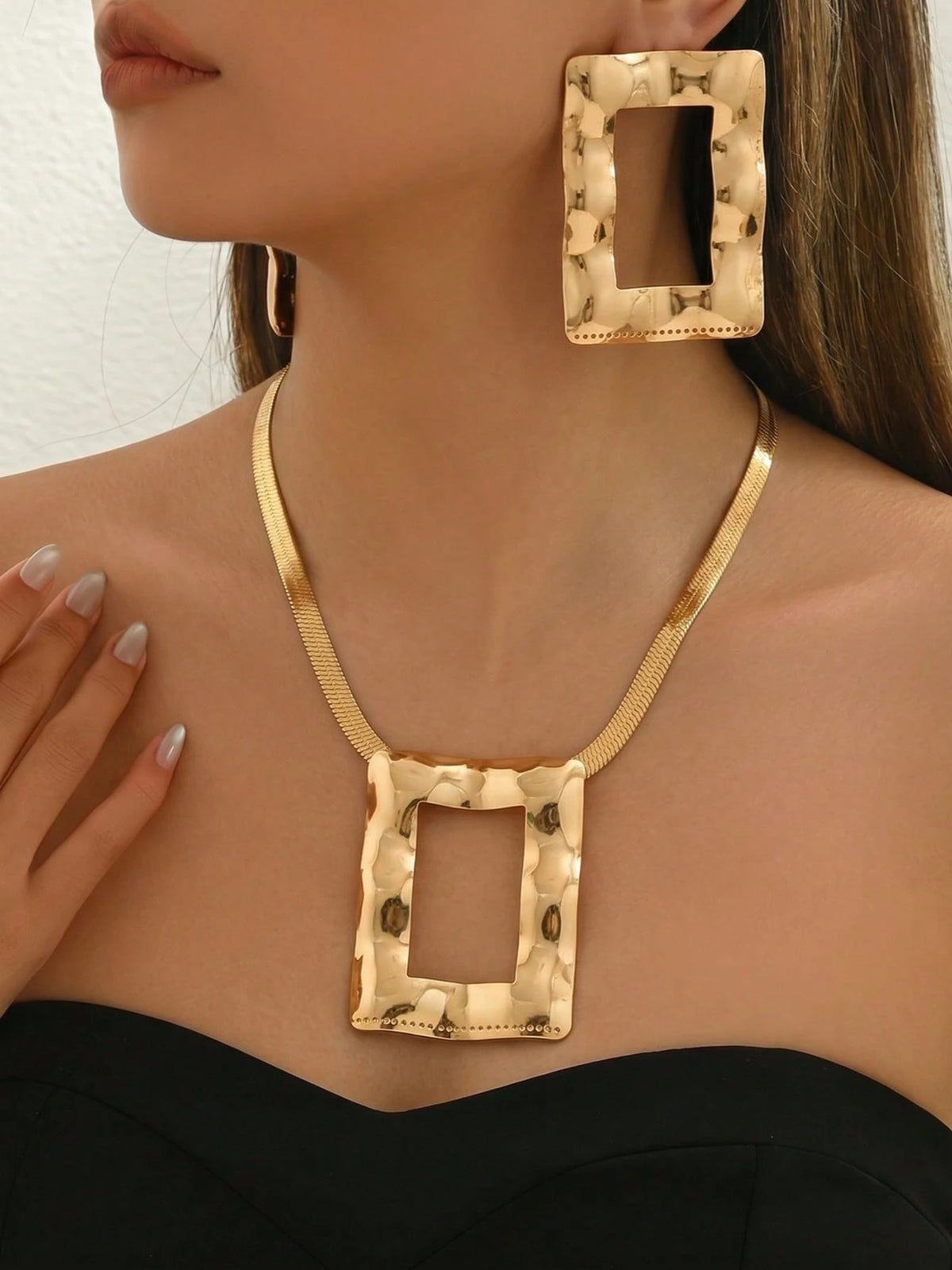 Women's Elegant Hammered Hollow Square Necklace Earring Set