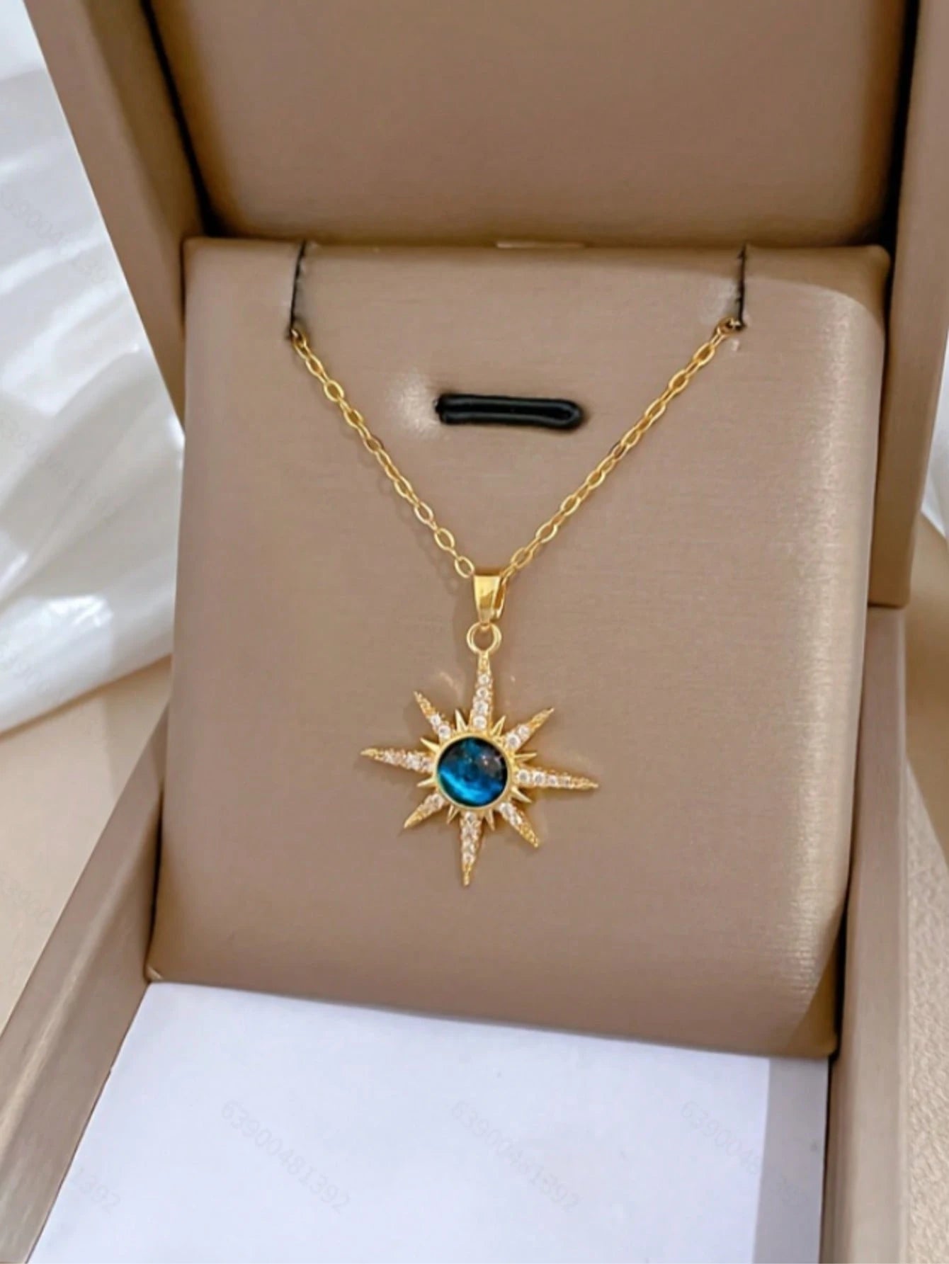 Kids' Fashion Eight-Pointed Star Pendant Necklace