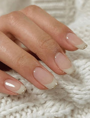 Shein 24pcs French Red Starry Sky Short Almond Shaped Fake Nails Set>
