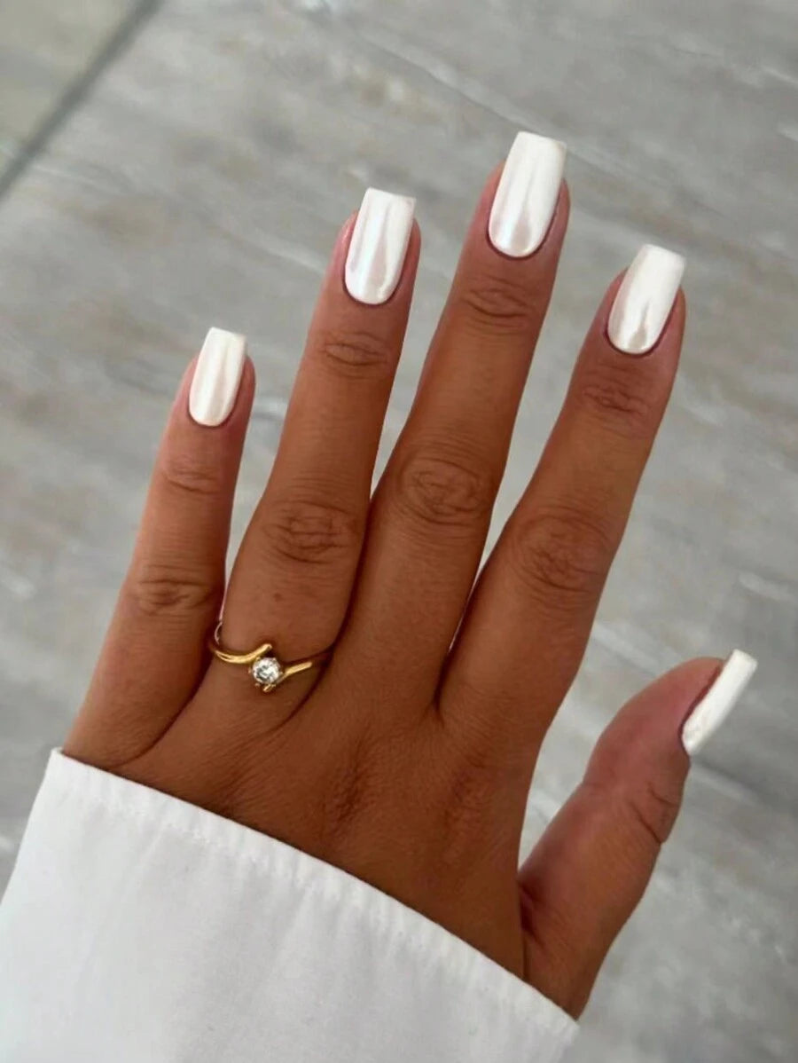 Shein 24pcs False Nails Flat Head Pearly White & Silver Glitter Square Nails Set>