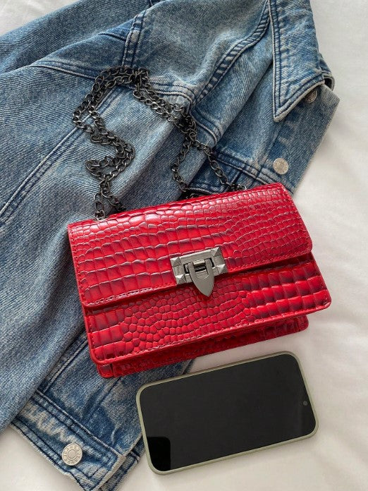 Shein Women's New Mini Retro Fashion Red Crocodile Print Metal Chain Crossbody Shoulder Bag -.
