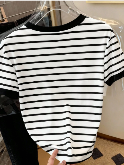 Shein Women's Round Neck Striped Heart Print Casual Versatile Commuting Short Sleeve T-Shirt, XL -.