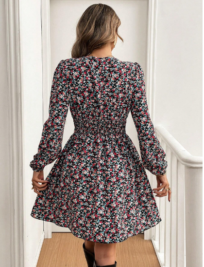 Shein V-Neck Long Sleeve Allover Print Casual Short Dress, L -.
