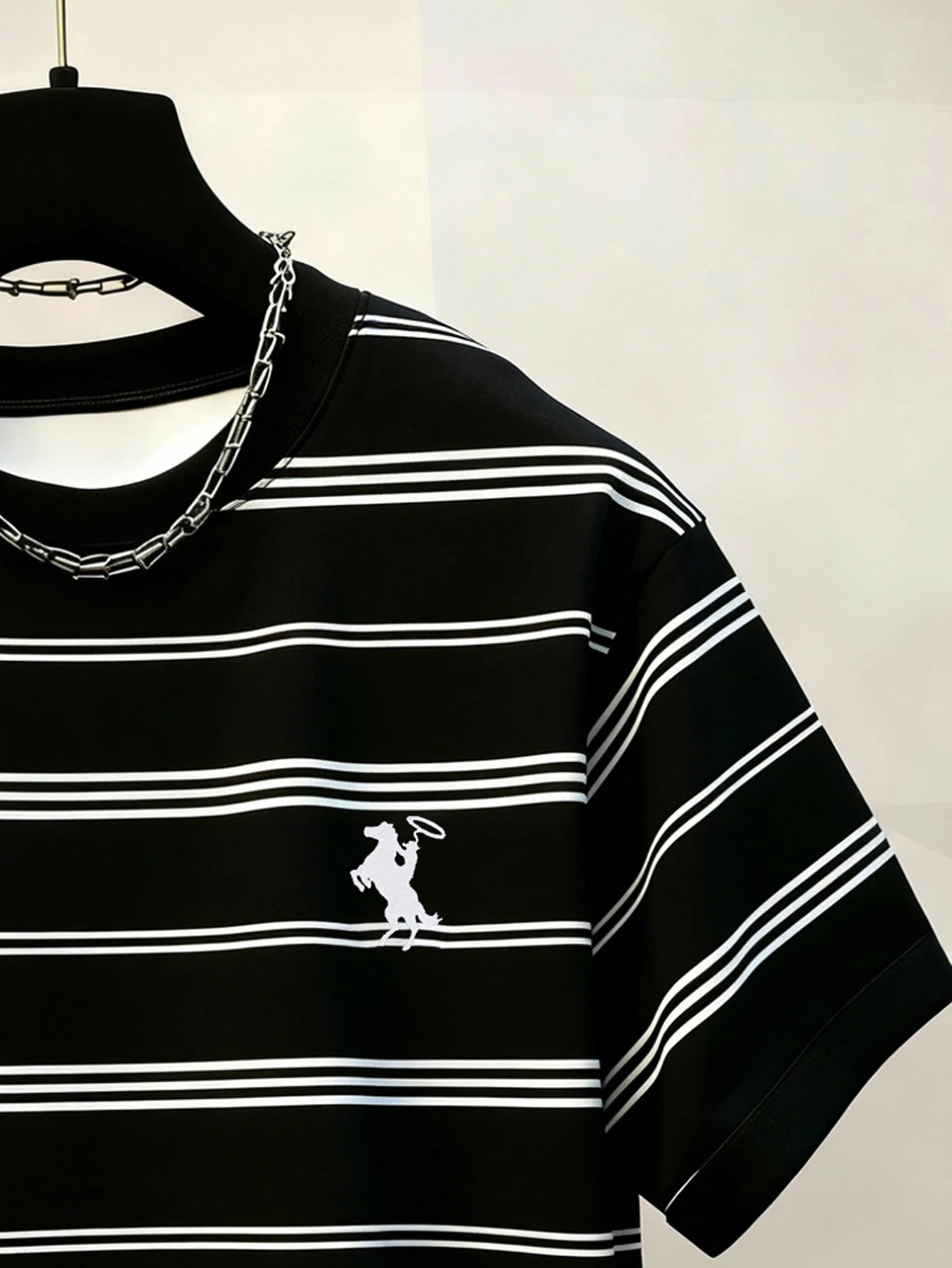 Men's Casual Striped Horse Print Round Neck Short Sleeve T-Shirt