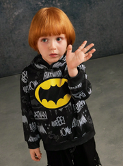 Shein Young Boy Streetwear Casual Sports Loose Fit Bat Graphic Letter Print Hooded Sweatshirt, 7T -.