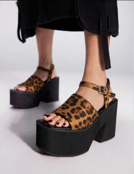 Shein High Heel Thick Sole Square Toe Platform Punk Style Comfortable Sandals With Ankle Strap, Size: 37 +