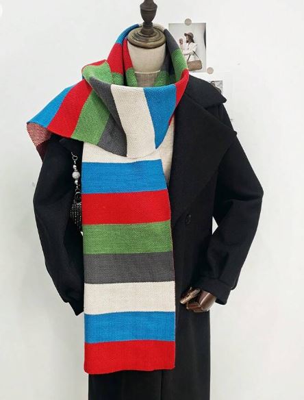 Shein 1pc Colorful And Cute Knitted Scarf */