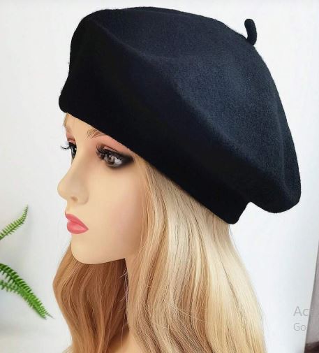 Shein 1pc Women's Fashion Knit Beret /