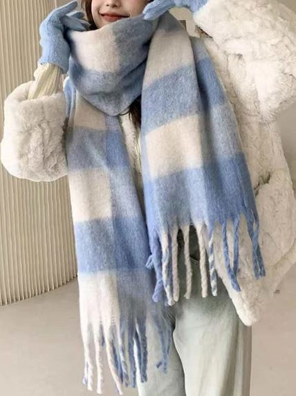 Shein 1pc Small Plaid Scarf, Soft & Warm /