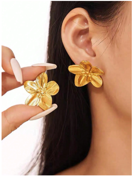 Shein Women's Elegant Gold Plated Stainless Steel Flower Necklace and Earrings Set