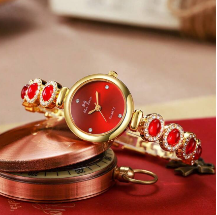 Shein 1pc Women Elegant Fashion Luxury Rhinestone Bracelet Watch +