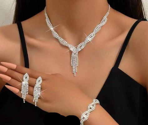 Shein Brand New Silver Bridal Party Jewelry Set */