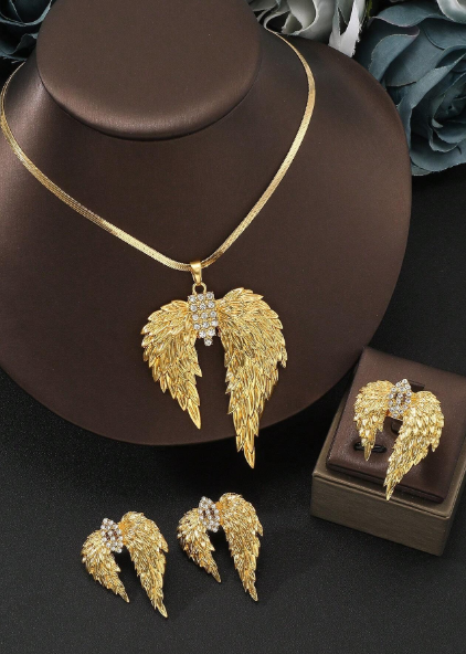 Shein 4 Pieces/Set Stainless Steel Golden Angel Wings Jewelry Set +