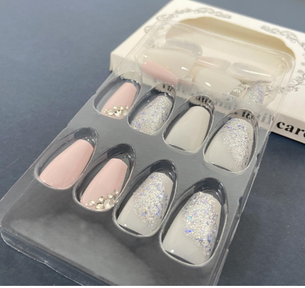 Shein Silver Glitter Press on Nails Medium Square Fake Nails with Rhinestones +