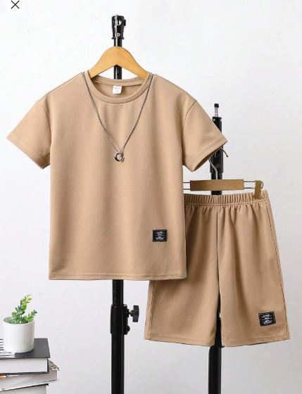 Shein Tween Boy Letter Patched Detail Tee & Shorts, 9T +