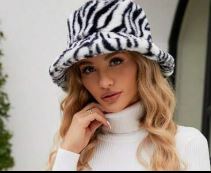 Shein 1 Women's Leopard Print Plush Bucket Hat +