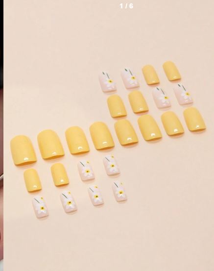 Shein 24pcs Midi Geometric Floral Style Matte Yellow Nail /