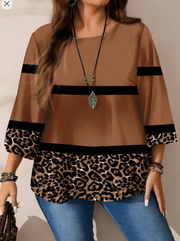 Shein Minimalist Leopard Stripe Allover Print Plus Size Round Neck 3/4 Sleeve Shirt  >