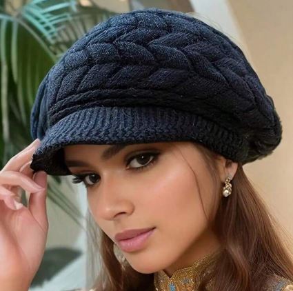 Shein Retro Solid Color Knitted Beret Hat +