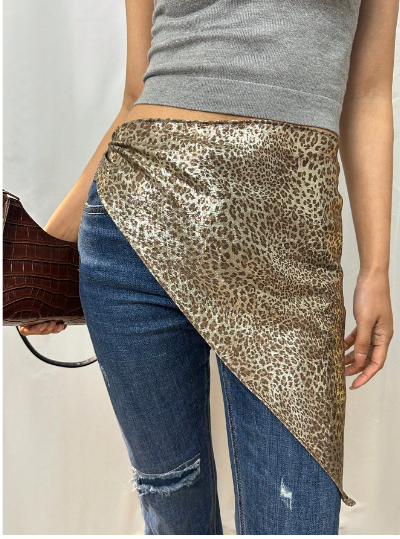 Shein Classic Leopard Print Triangular Scarf -.