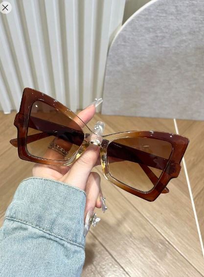 Shein 1pc Women Plastic Butterfly Frame Vintage Elegant Fashion Glasses /