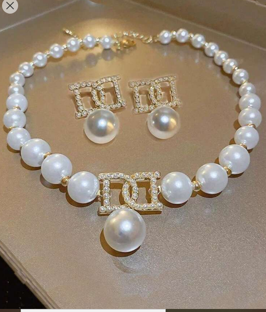 Shein 3pcs Set Luxury Exaggerated Letter & Large Pearl Necklace Earrings >