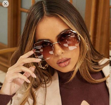 Shein Unisex Oversized/Frameless/Large Plastic Classic Design Sunglasses +