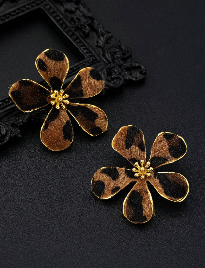 Shein 1 Pair Plush Leopard Floral Earrings >