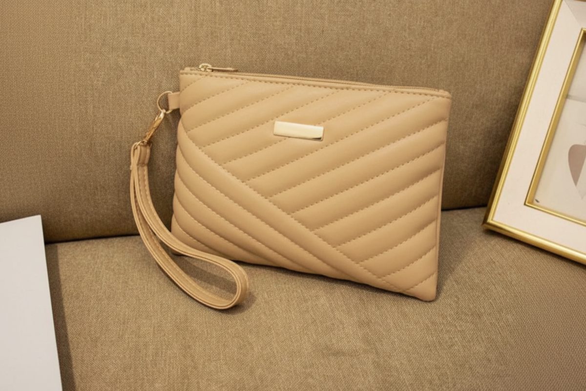 Shein Women's Fashion Clutch Bag >