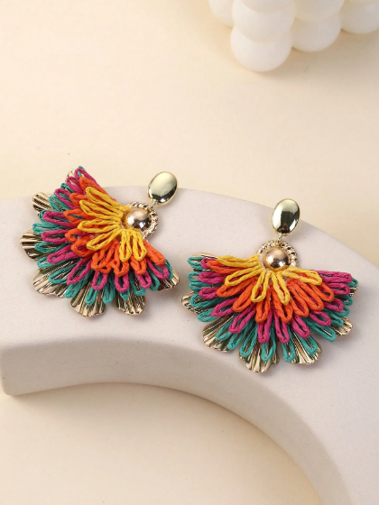 Shein 1 Pair Handmade Colorful Contrast Effect Phoenix Tail Flower Pendant Earrings>
