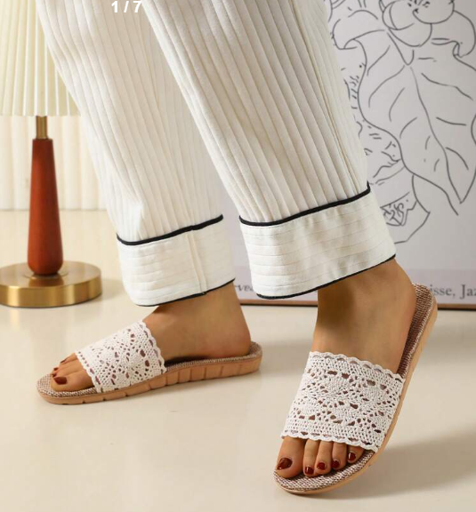 Shein New Breathable Lace Linen Home Slippers, Size: 42-43 +