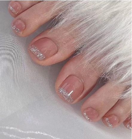 Shein French Press on Silver Glitter Glossy Rhinestones Square Short Toenails +