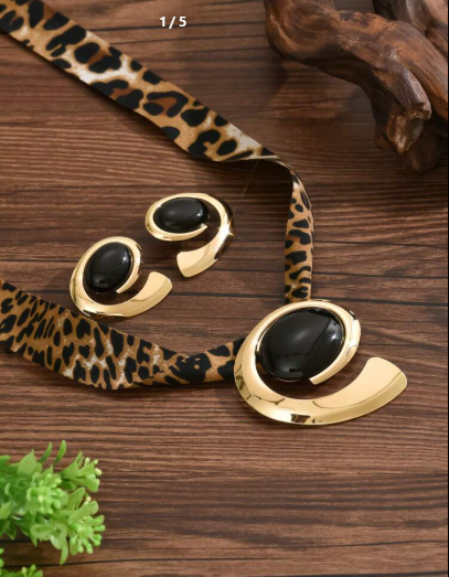 Shein 3pcs/Set Metal Earrings & Necklace Set >