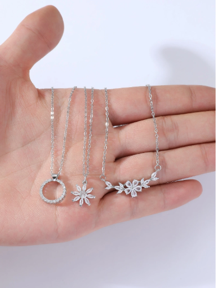 Shein 3pcs/Set Floral Circle Pendant Design Personalized Creative Necklace Set With Cz Stone Inlay>