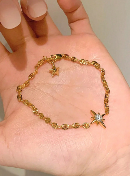 Shein 1pc Stainless Steel Sparkling Star Bracelet>