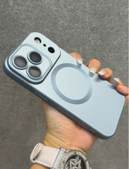Fashionable Magnetic Matte Soft Phone Case>