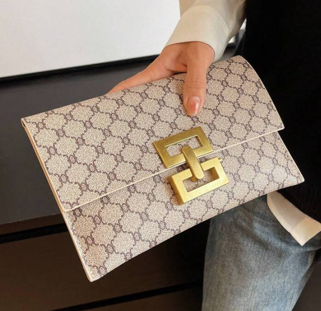 Shein Fashion Floral Pattern Large Capacity Clutch Purse >
